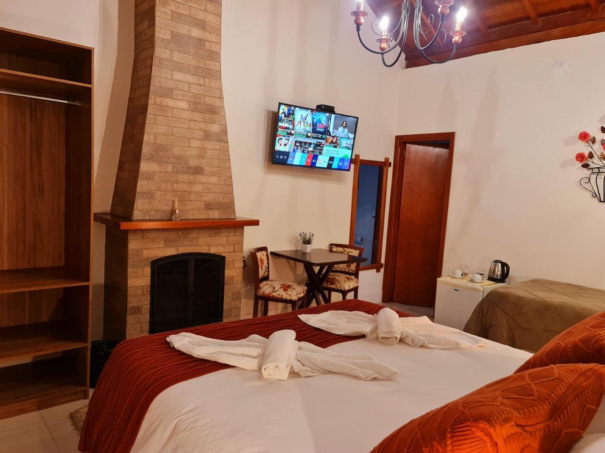 Pousada Valle Das Flores Monte Verde Monte Verde  Ngoại thất bức ảnh