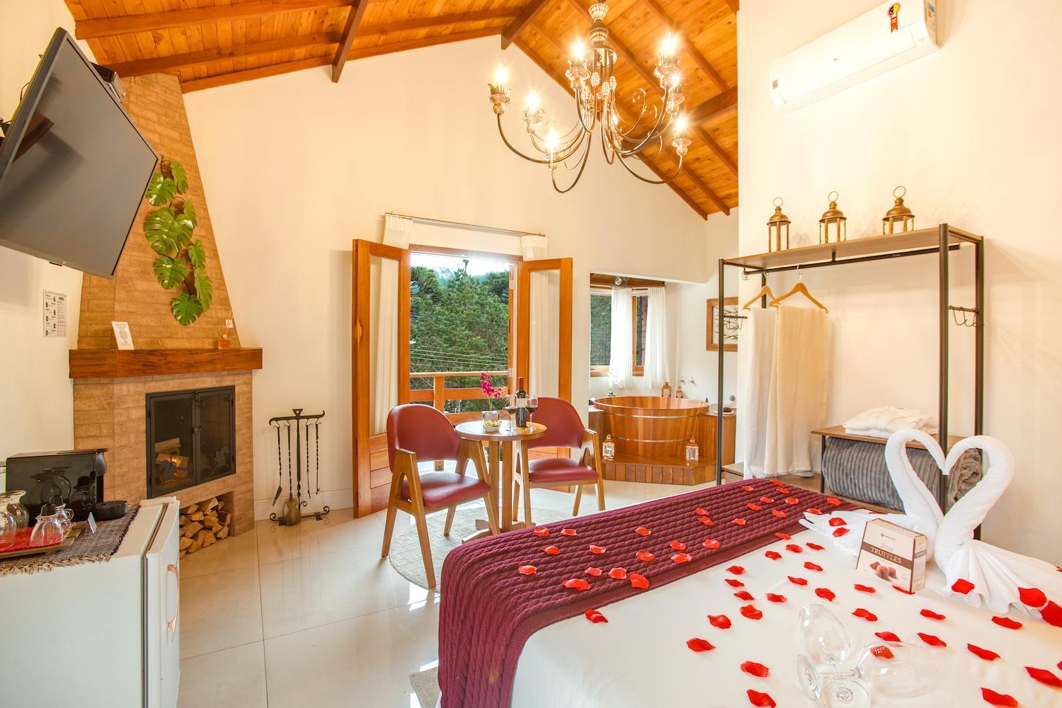 Pousada Valle Das Flores Monte Verde Monte Verde  Ngoại thất bức ảnh