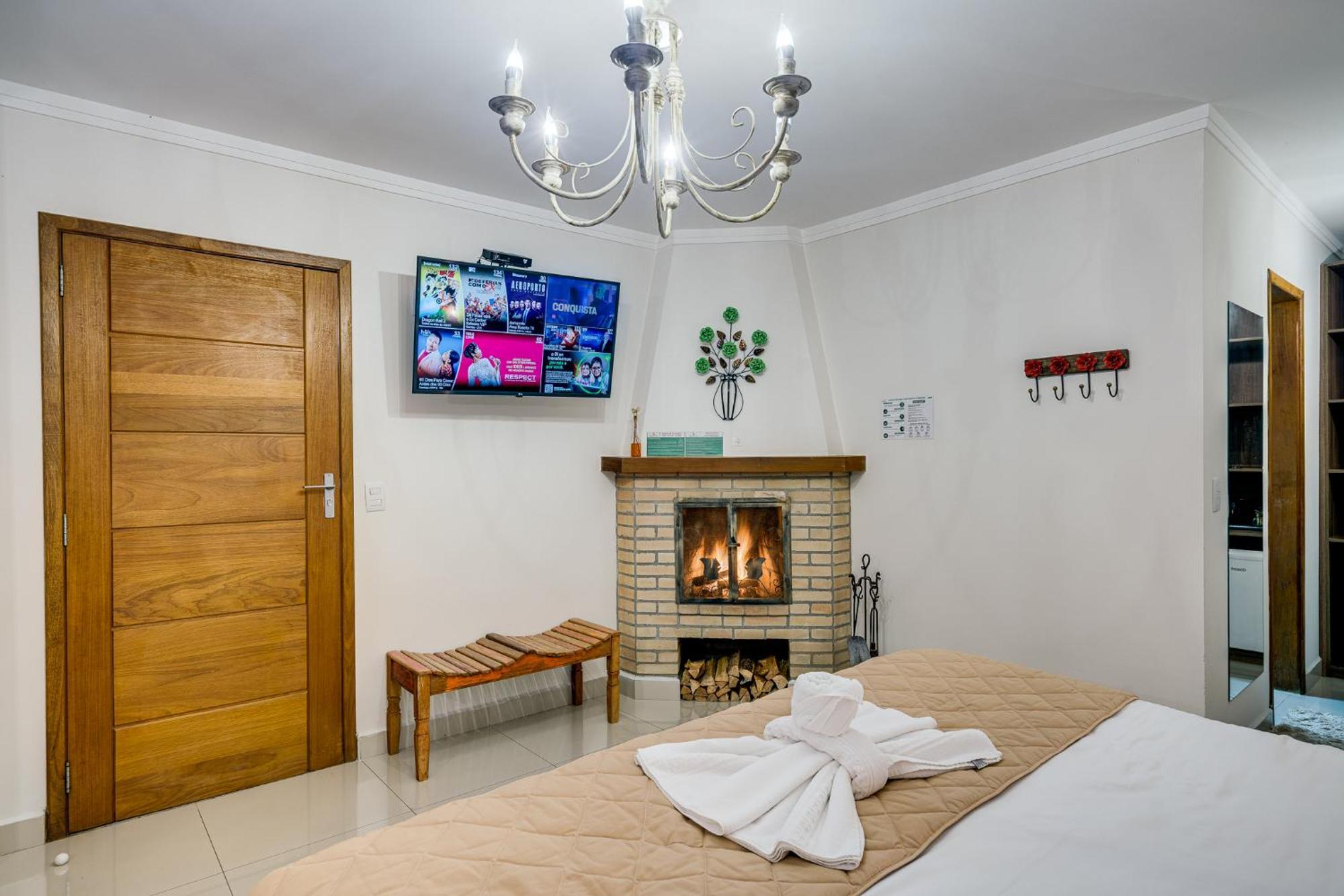 Pousada Valle Das Flores Monte Verde Monte Verde  Ngoại thất bức ảnh