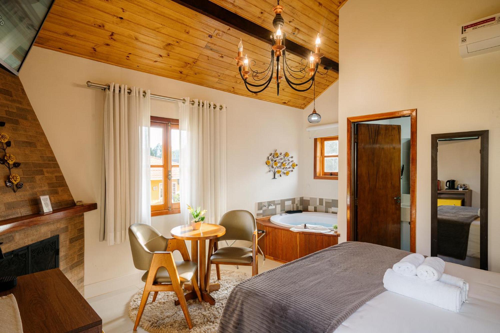 Pousada Valle Das Flores Monte Verde Monte Verde  Ngoại thất bức ảnh